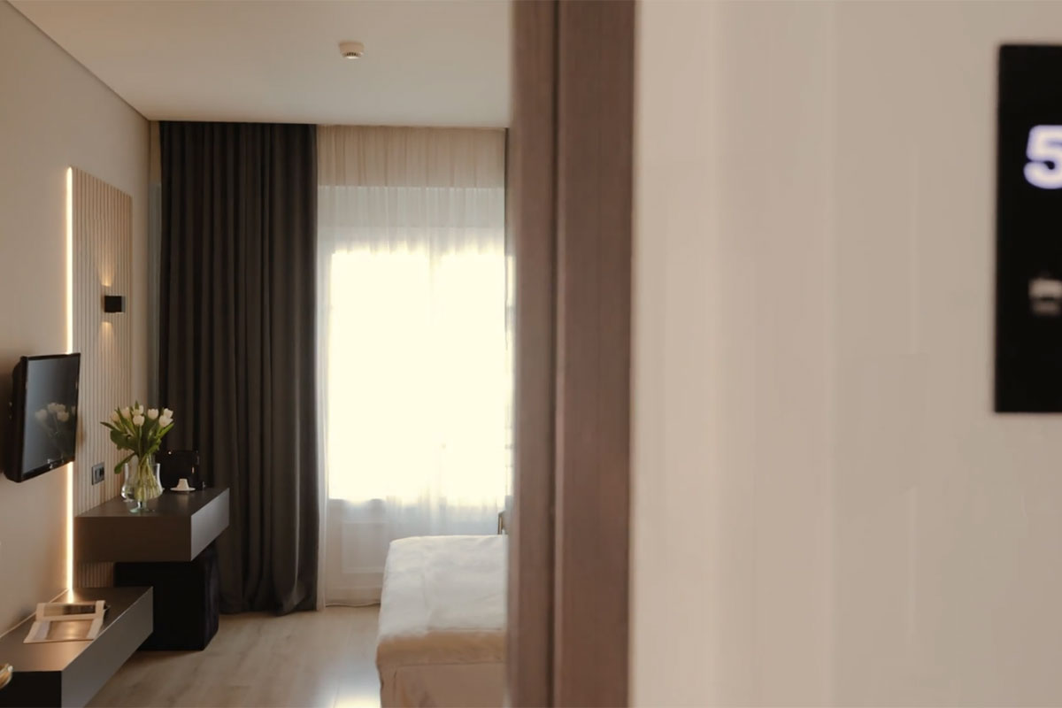 Deluxe Rooms